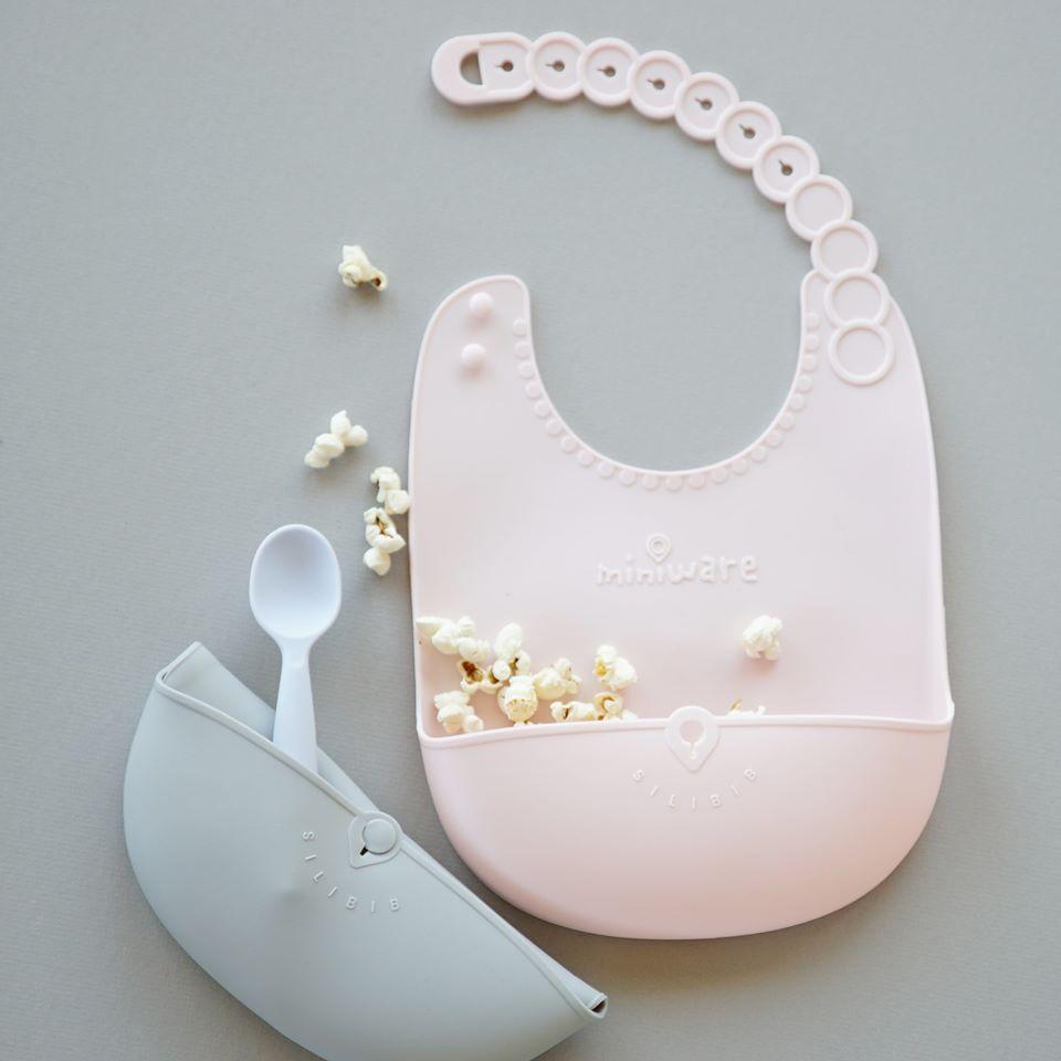 Miniware Roll &amp; Lock bib (Set of 2) - Silicone Bib in Aqua + Grey