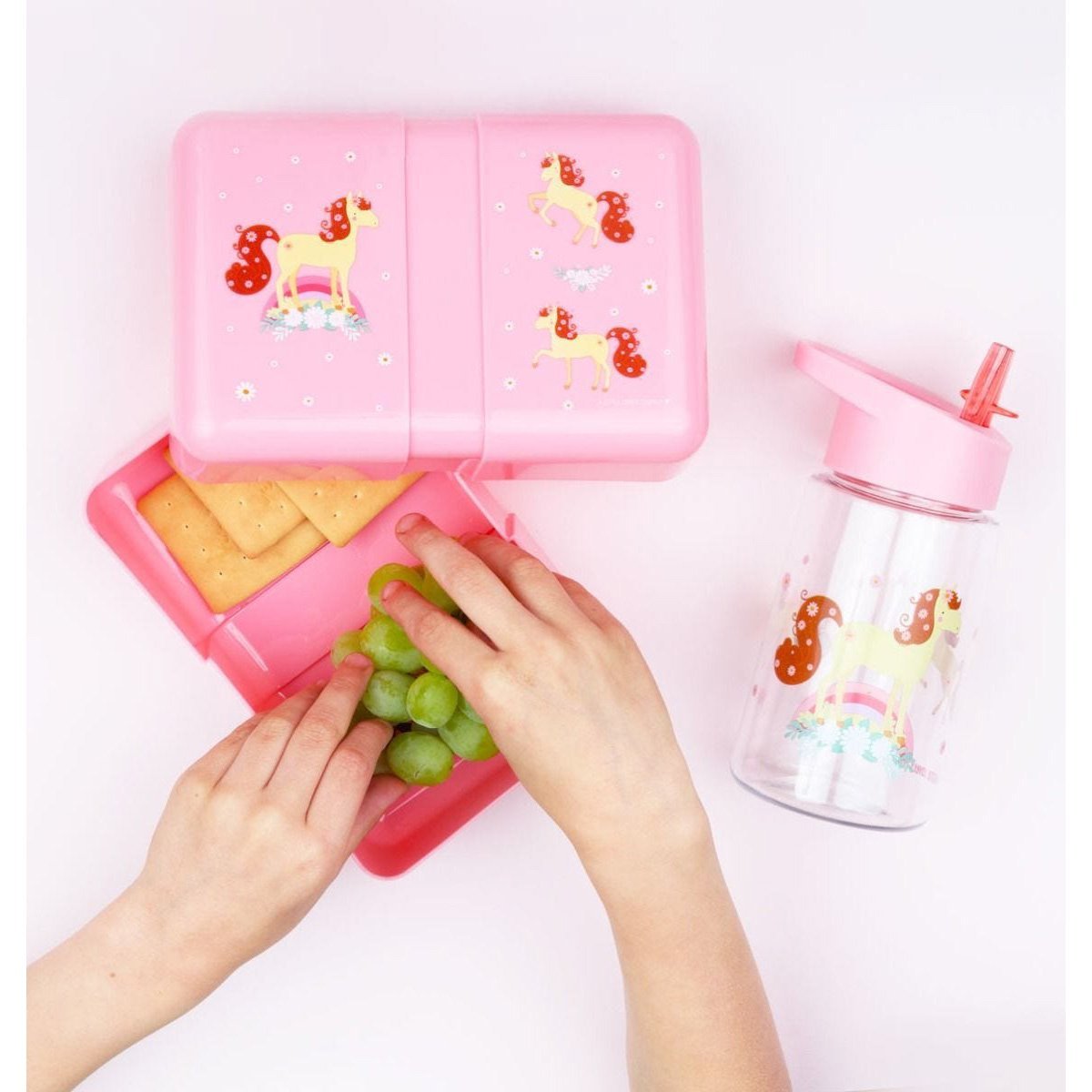 a-little-lovely-company-lunch-box-horse- (4)