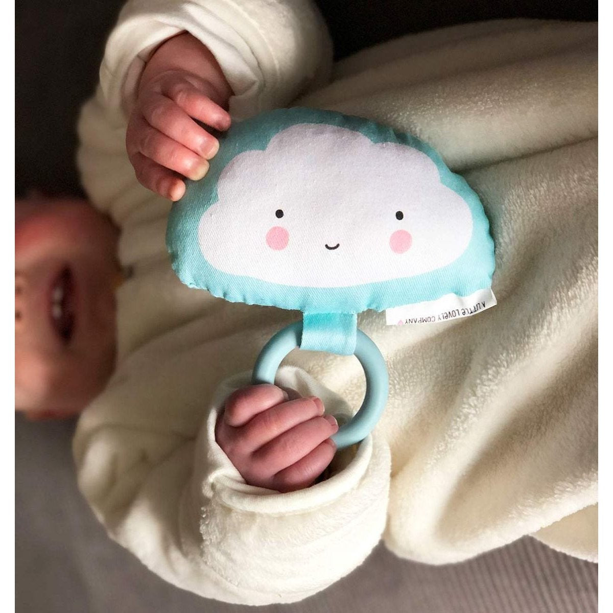 a-little-lovely-company-rattle-cloud- (6)