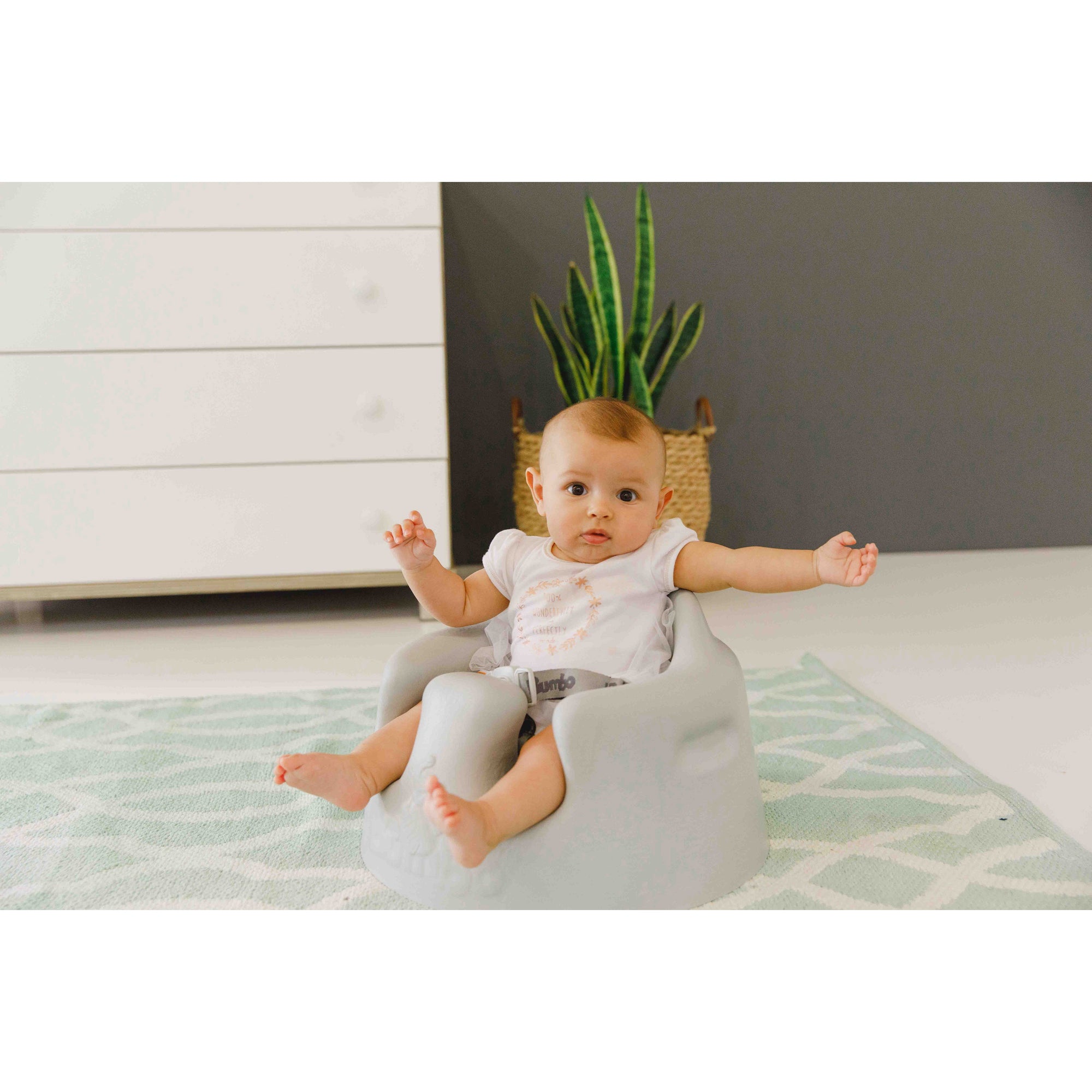 Bumbo Floor Seat 座地嬰兒椅 - Grey