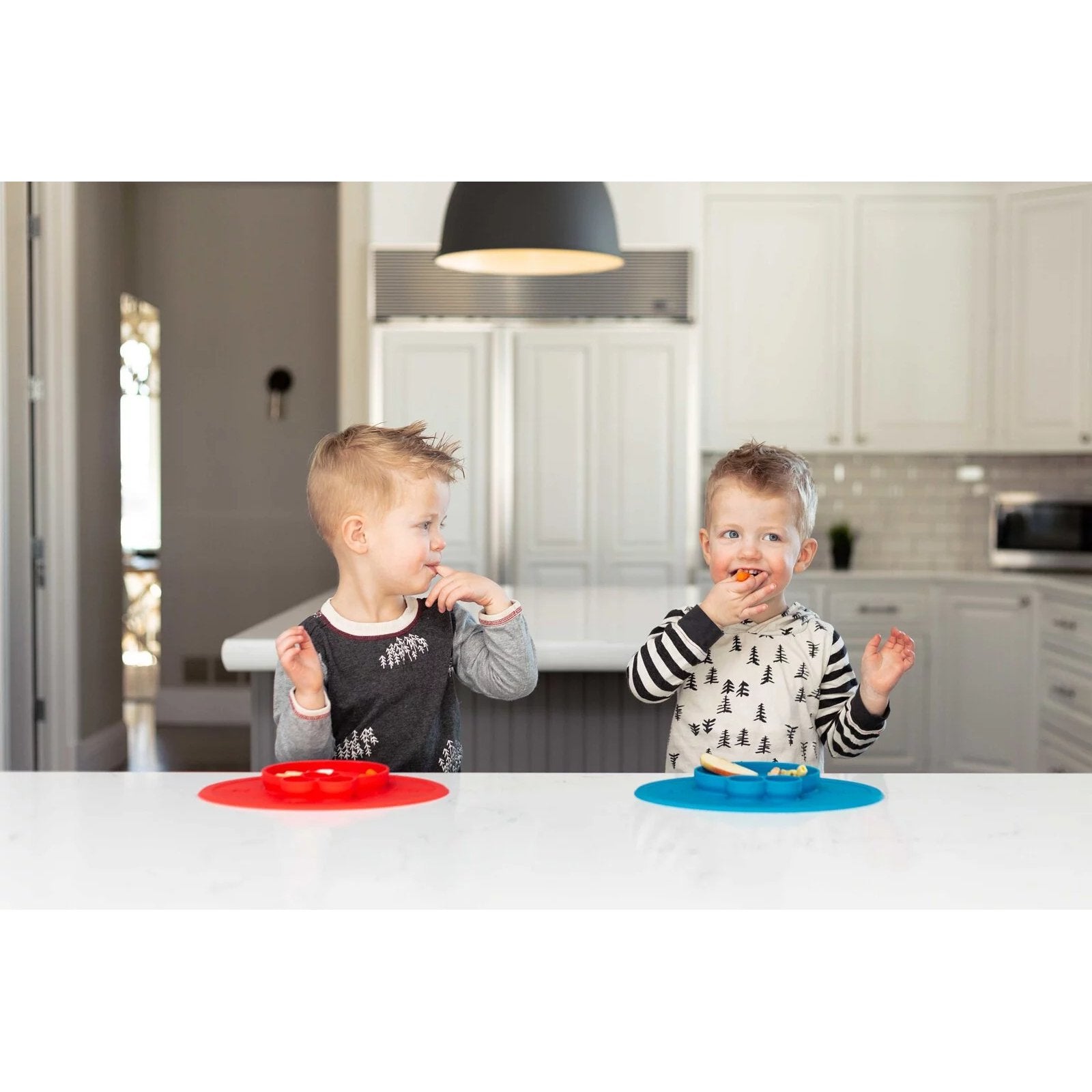 ezpz-sesame-street-elmo-silicone-plate-&-placemat- (6)
