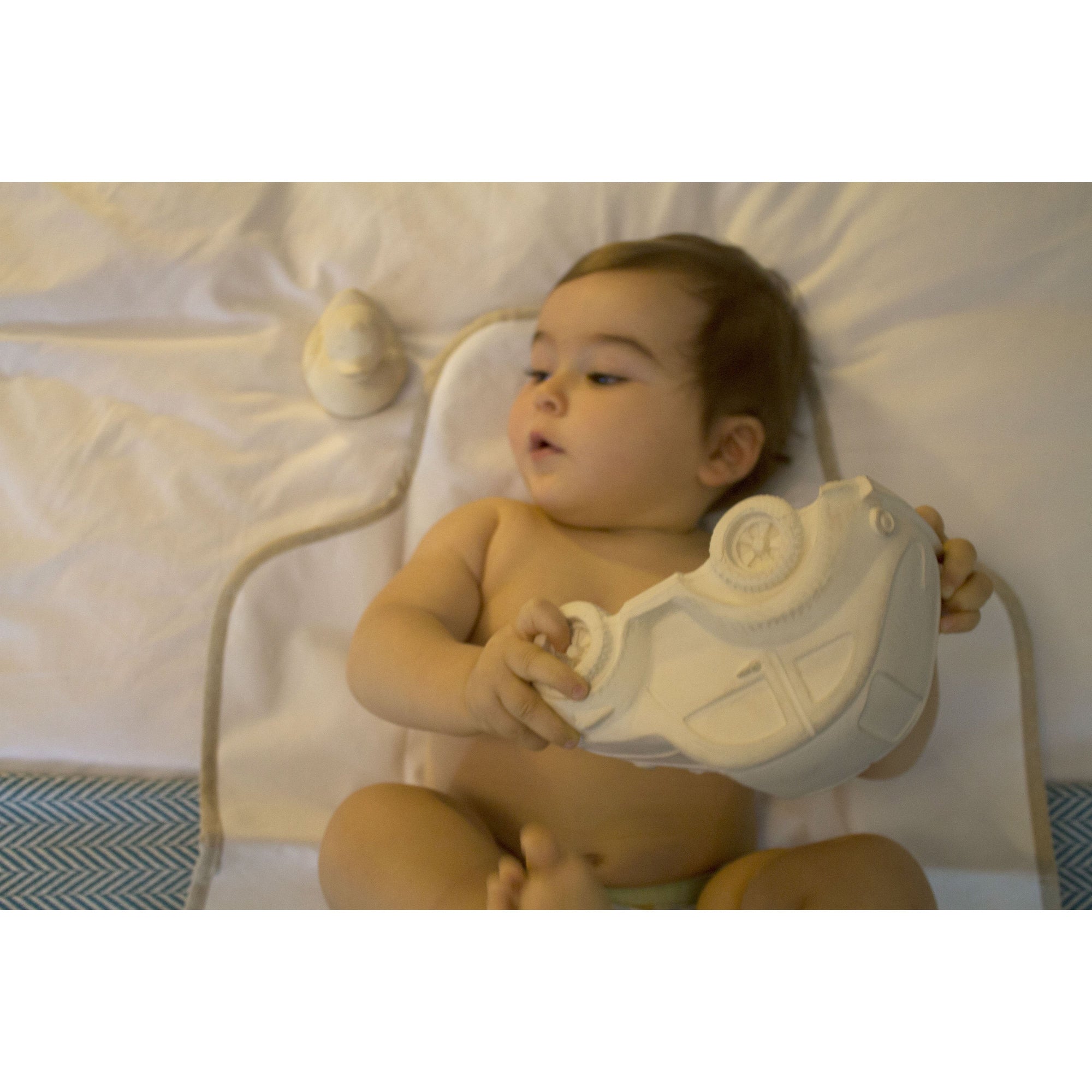 oli-&-carol-extra-large-beetle-car-teether- (38)