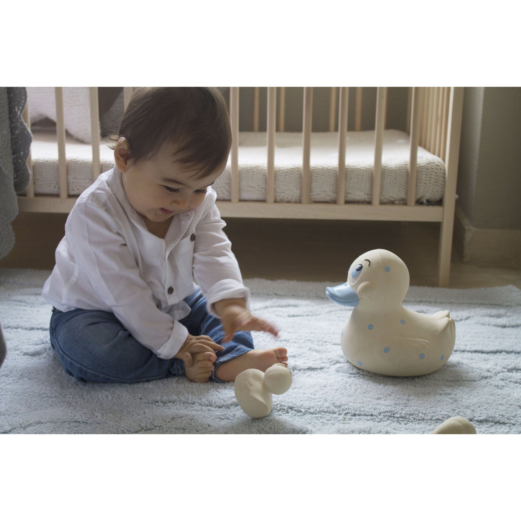 oli-&-carol-extra-large-spotty-ducks-teether- (19)