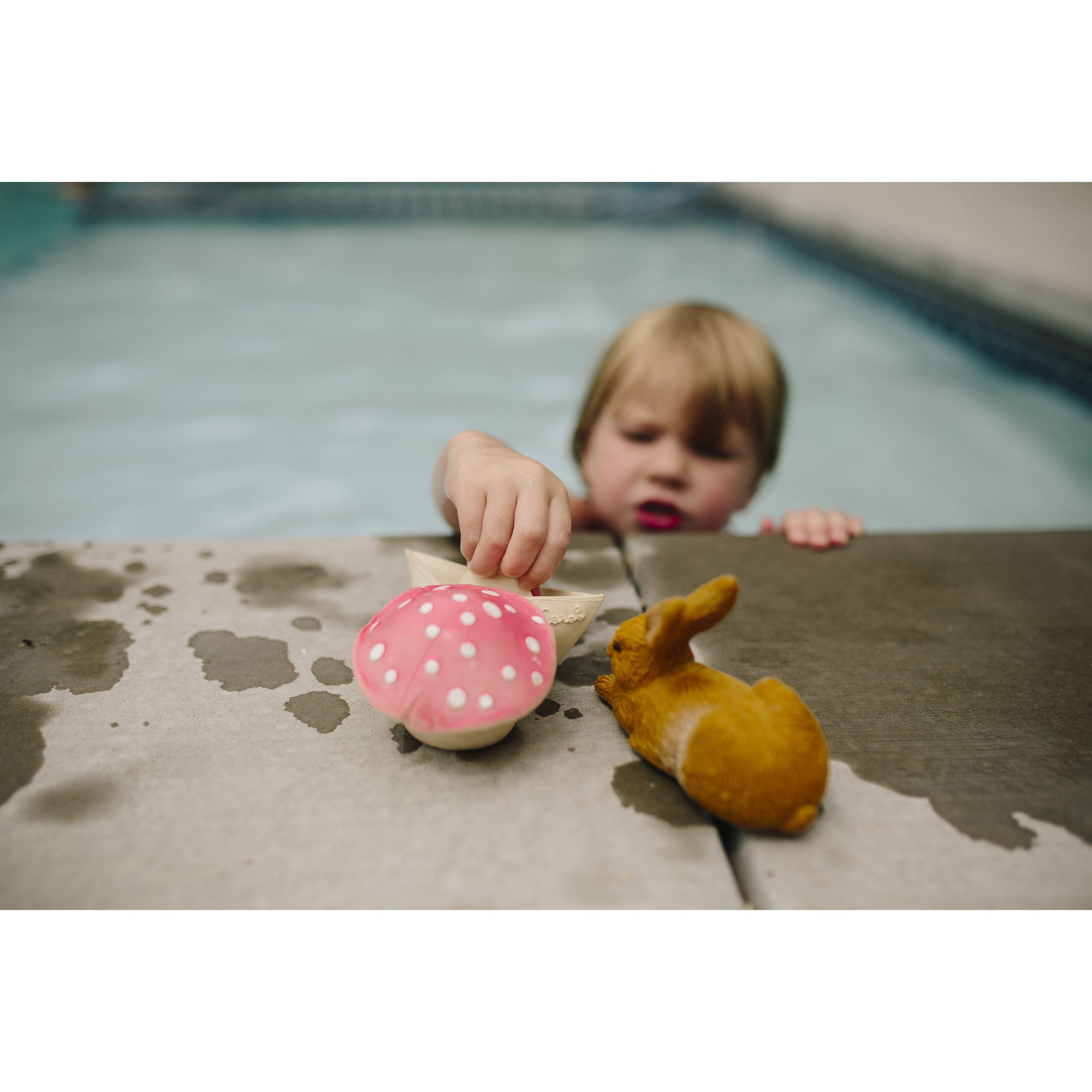 oli-&-carol-forest-collection-rabbit-and-mushrooms-teether- (52)
