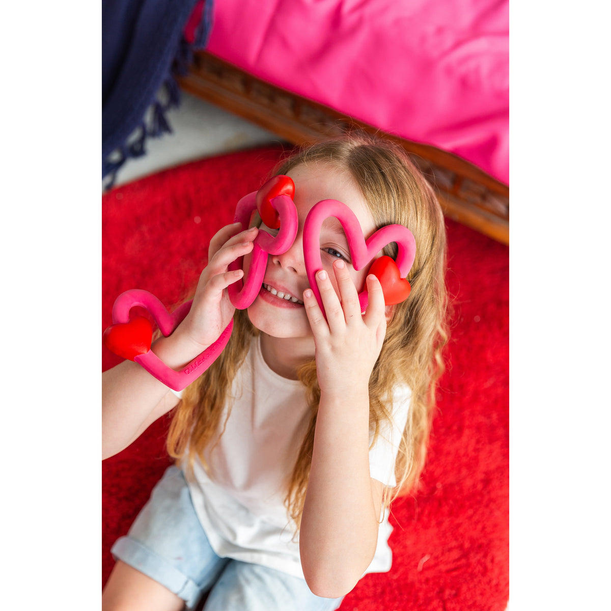 oli-&amp;-carol-heart-agatha-ruiz-de-la-prada-teether- (38)