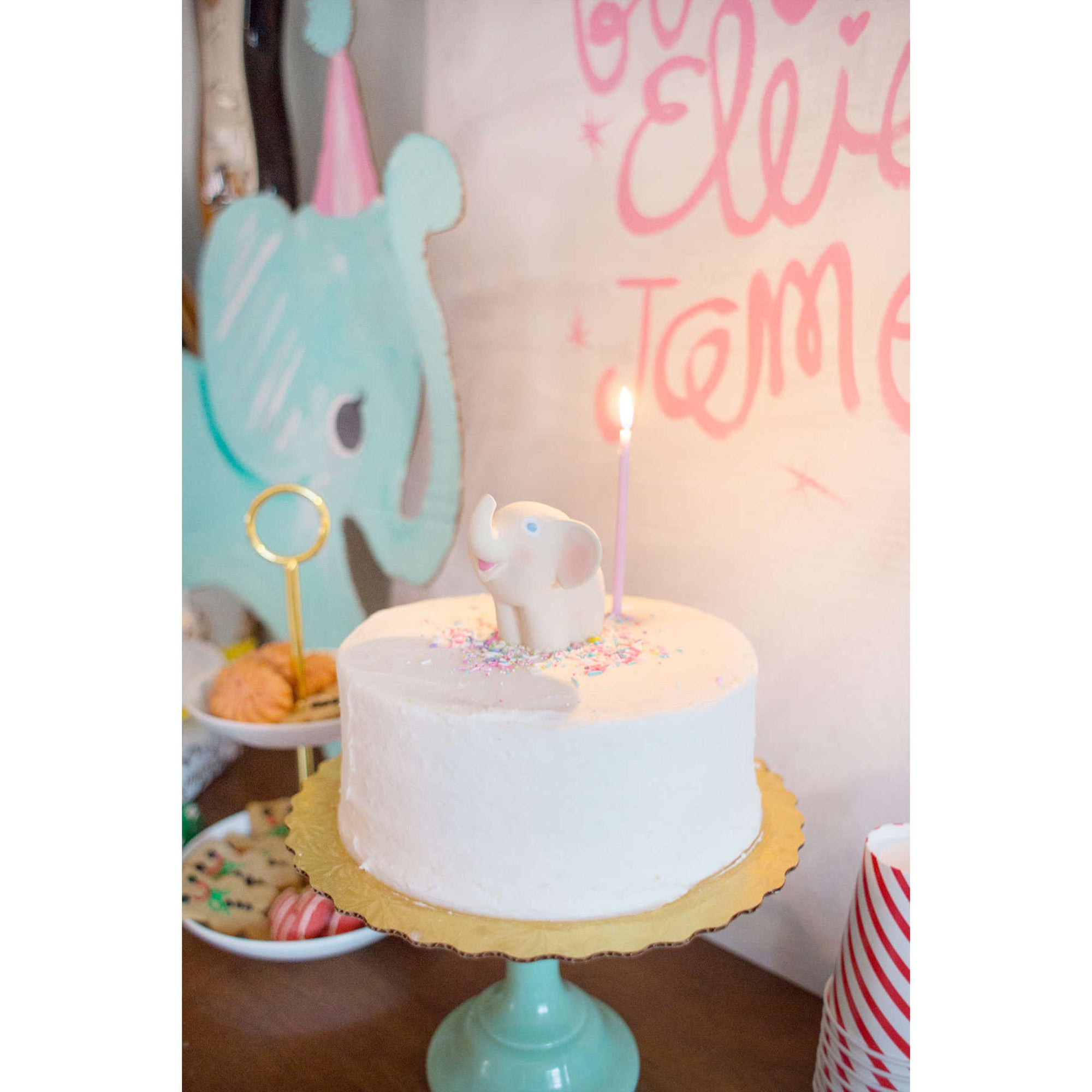 oli-&-carol-vintage-nelly-the-elephant-teether- (13)