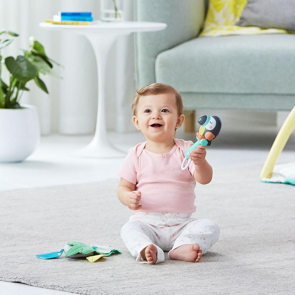 skip-hop-tropical-paradise-toucan-maraca-rattle- (2)