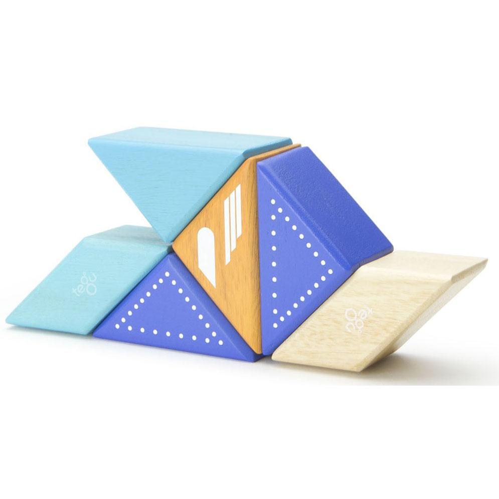 tegu-travel-pal-jet-plane-magnetic-wooden-blocks- (6)