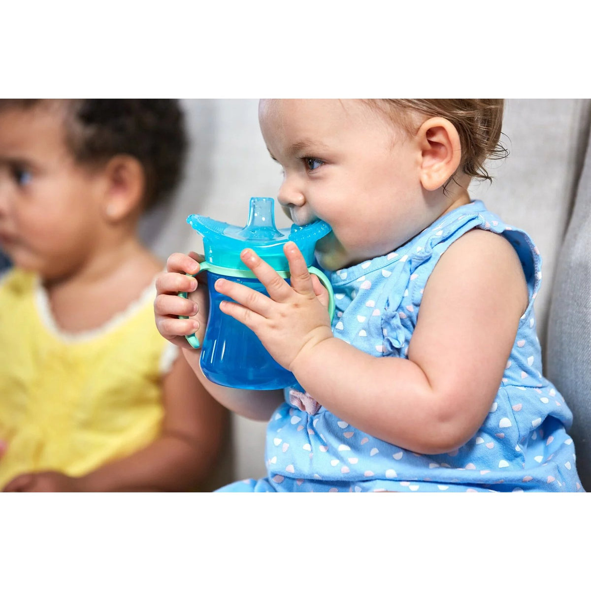 the-first-years-teethe-around-sensory-trainer-cup-7oz-boy- (4)